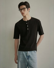 Load image into Gallery viewer, N. Archive Pearl Button Henley T-Shirt Black