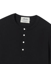 Load image into Gallery viewer, N. Archive Pearl Button Henley T-Shirt Black