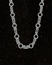 Load image into Gallery viewer, OOO Mars SS Necklace Silver