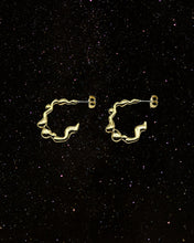 Load image into Gallery viewer, OOO Squiggle Earrings Gold