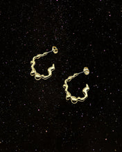 Load image into Gallery viewer, OOO Squiggle Earrings Gold