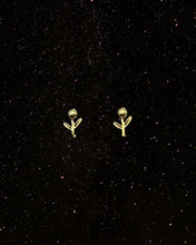 Load image into Gallery viewer, OOO Tulip Earrings