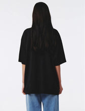 Load image into Gallery viewer, Kijun Pegasus Oversized Tee Black