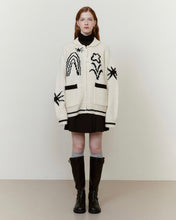 Load image into Gallery viewer, Fallett Drawing Garden Cowichan Knit Zip-Up Ivory