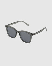 Load image into Gallery viewer, BLUE ELEPHANT Dustin Sunglasses Dark Crystal