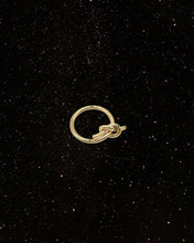 Load image into Gallery viewer, OOO Knot Ring Gold