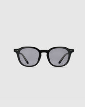 Load image into Gallery viewer, BLUE ELEPHANT Andy-S Sunglasses Black-Grey Tint