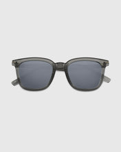 Load image into Gallery viewer, BLUE ELEPHANT Dustin Sunglasses Dark Crystal
