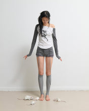 Load image into Gallery viewer, OJOS Star Raglan Long Sleeve Top Charcoal