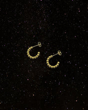 Load image into Gallery viewer, OOO Droplet SS Hoop Earrings Gold