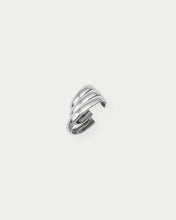 Load image into Gallery viewer, OOO Strukture SS Earcuff