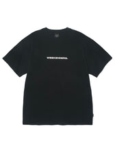 Load image into Gallery viewer, WKNDRS B-Logo T-Shirt Black
