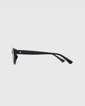 Load image into Gallery viewer, BLUE ELEPHANT Bin Sunglasses Black