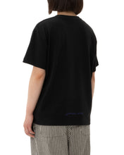 Load image into Gallery viewer, Acceptance Letter Kiss And Fly T-shirt Black