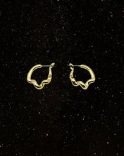 Load image into Gallery viewer, OOO Script Earrings Gold