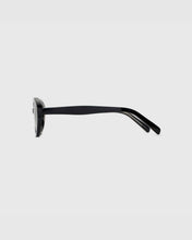Load image into Gallery viewer, BLUE ELEPHANT Etty Sunglasses Black