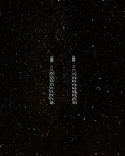 Load image into Gallery viewer, OOO Hoop Chain SS Earrings Black