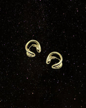 Load image into Gallery viewer, OOO Wrap Earrings Gold