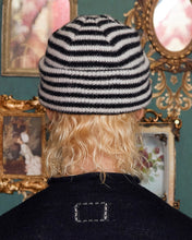 Load image into Gallery viewer, UNALLOYED Logo Star Stripe Beanie Black