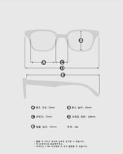 Load image into Gallery viewer, BLUE ELEPHANT Roan Sunglasses Grey Crystal