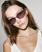Load image into Gallery viewer, BLUE ELEPHANT Roan Sunglasses Grey Crystal