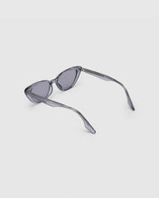 Load image into Gallery viewer, BLUE ELEPHANT Roan Sunglasses Grey Crystal
