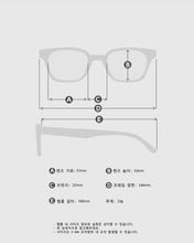 Load image into Gallery viewer, BLUE ELEPHANT Vaint Sunglasses Black