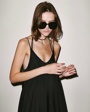Load image into Gallery viewer, BLUE ELEPHANT Vaint Sunglasses Black