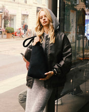 Load image into Gallery viewer, TOITT Bucket Knot Crossbody Bag Silky Black