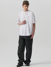 Load image into Gallery viewer, ILP Bonjour Dog Wappen T-Shirt White