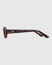 Load image into Gallery viewer, BLUE ELEPHANT Wish-S Leopard