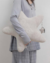 Load image into Gallery viewer, OJOS Star Hugger Puff Cushion Grey