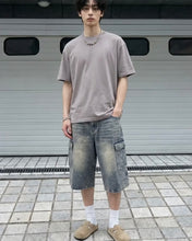 将图片加载到图库查看器，DWSE Pleat Cargo Bermuda Denim Pants Grey
