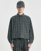 Load image into Gallery viewer, AJOBYAJO Cropped Sculpted Raglan Check Shirt Charcoal

