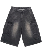 Load image into Gallery viewer, DWSE Pleat Cargo Bermuda Denim Pants Washed Black
