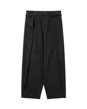Load image into Gallery viewer, AJOBYAJO Cotton Twill One Tuck Pants Black

