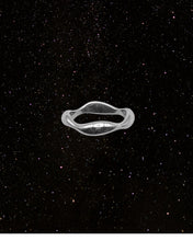 Load image into Gallery viewer, OOO Warp SS Ring Silver
