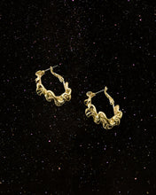 Load image into Gallery viewer, OOO Sol Earrings Gold
