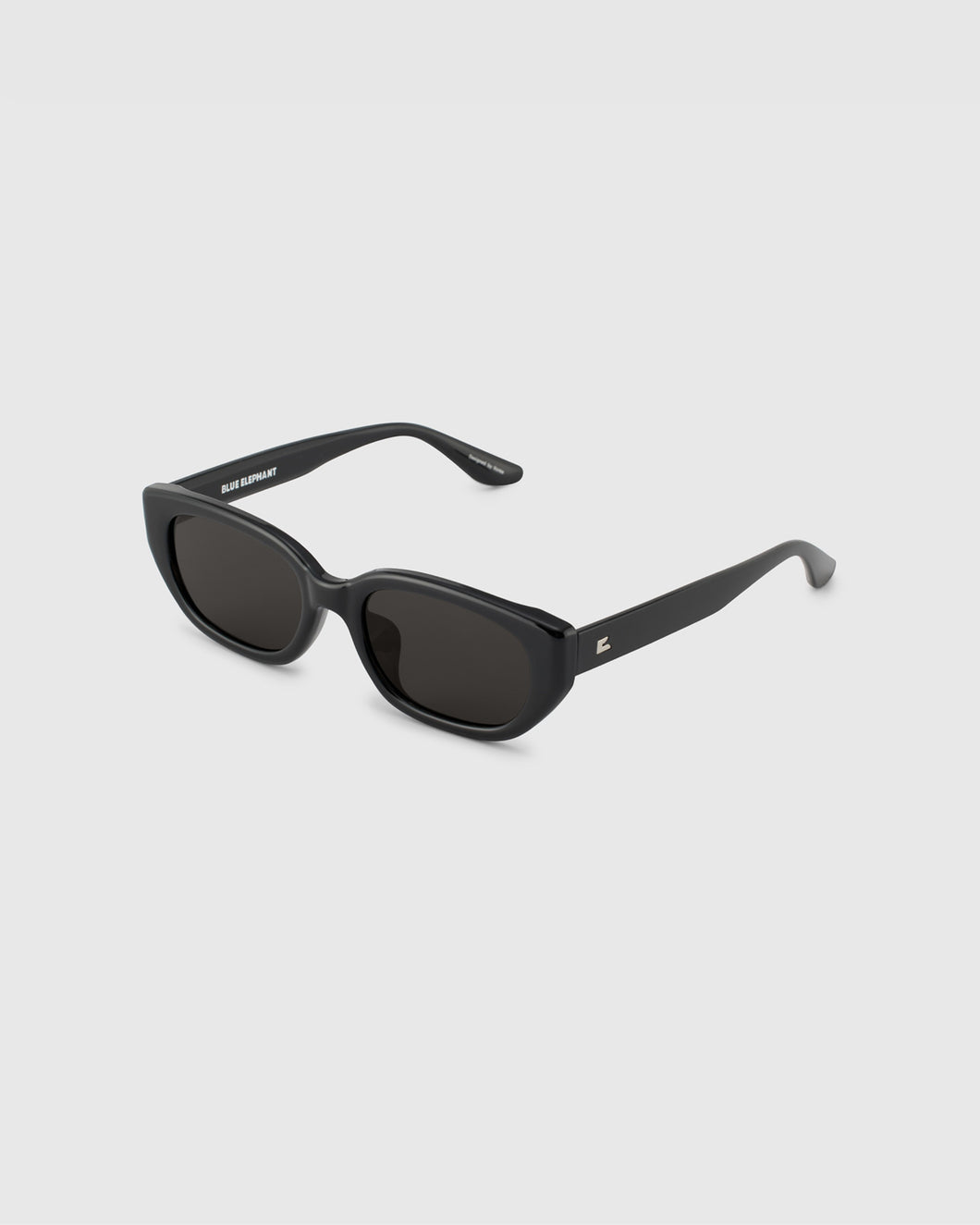 BLUE ELEPHANT Smize Sunglasses Black