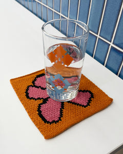 UNALLOYED Flower Knit Coaster Orange