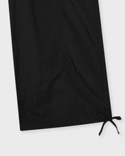 Load image into Gallery viewer, Fallett Parachute Cargo Banding Pants Black
