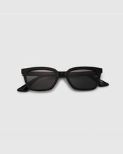 Load image into Gallery viewer, BLUE ELEPHANT Calla-S Sunglasses Black
