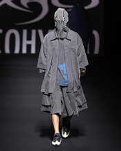 Load image into Gallery viewer, AJOBYAJO Paneled Zip-Up Shirt Charcoal
