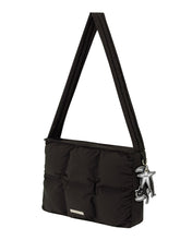 Load image into Gallery viewer, Fallett Nero Badge Padded Bag Black
