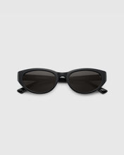 Load image into Gallery viewer, BLUE ELEPHANT Bin Sunglasses Black
