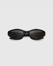 Load image into Gallery viewer, BLUE ELEPHANT Slay Sunglasses Black
