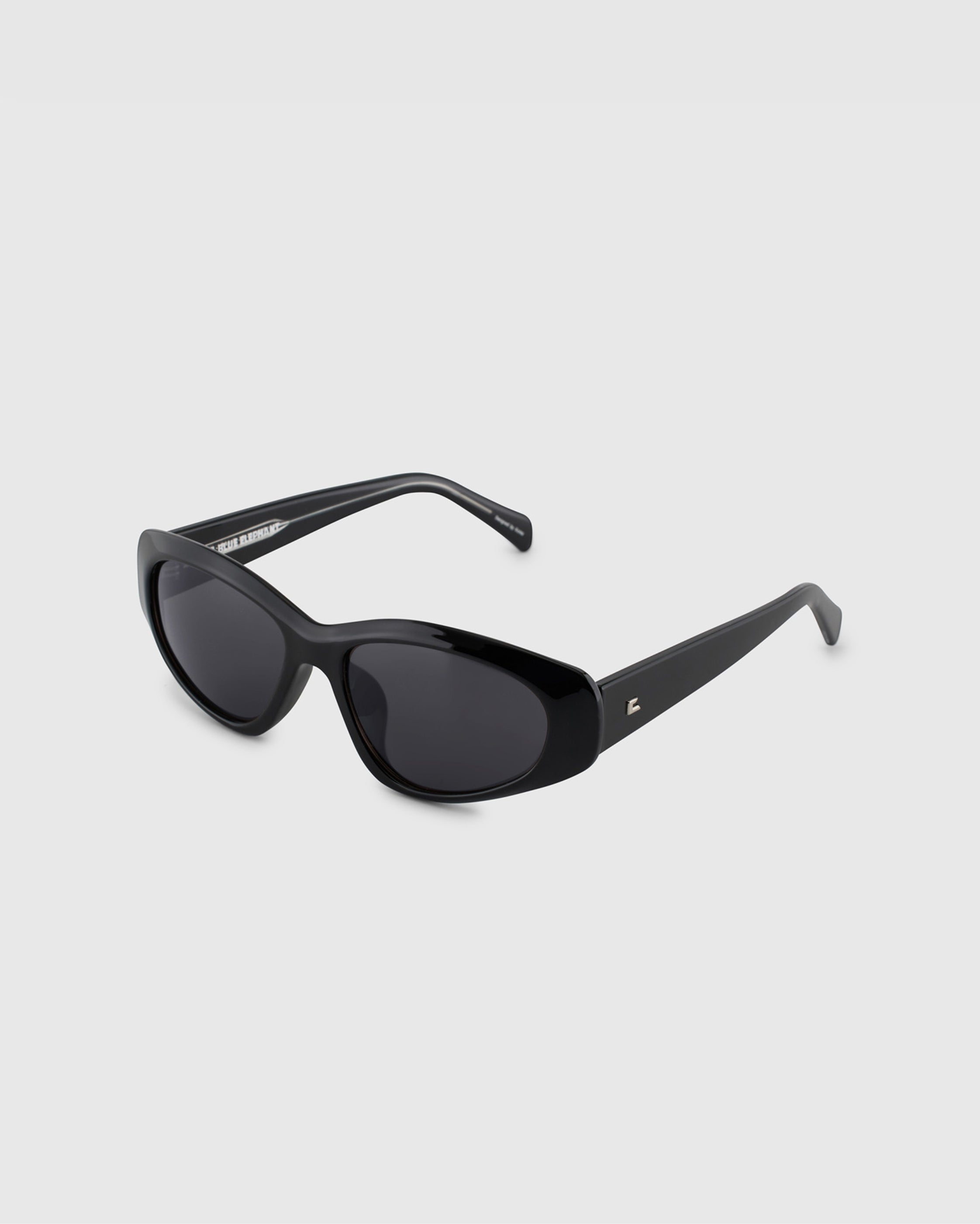 BLUE ELEPHANT Adron Sunglasses Black – HYPNOTISE