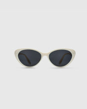 Load image into Gallery viewer, BLUE ELEPHANT Bibi Sunglasses Beige
