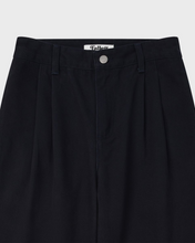 Load image into Gallery viewer, Fallett Two Tuck Cotton Pants Navy
