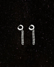 Load image into Gallery viewer, OOO Hoop Chain SS Earrings Silver

